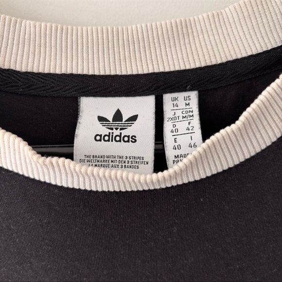 Adidas Original 3 Stripes Tshirt - Picture 3 of 6